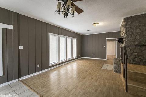 213 Spring St, Ward, AR 72176 photo 9