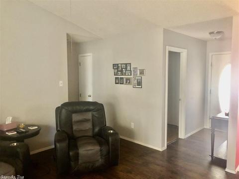840 Cole, Benton, AR 72015 photo 3