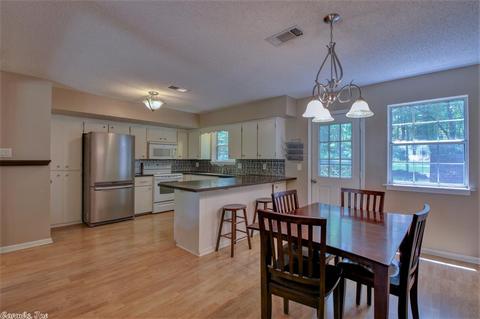 404 Ruth Dr, Bryant, AR 72022 photo 8