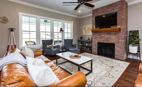 150 Coopers Hawk, Conway, AR 72034 photo 9
