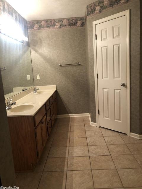 330 Dabney Ct, Conway, AR 72034 photo 9