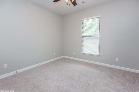 912 Dawsons Pointe Ave, Bryant, AR 72022 photo 10