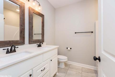 912 Dawsons Pointe Ave, Bryant, AR 72022 photo 7