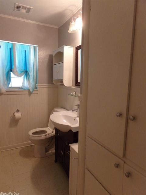 1600 W 34th, Pine Bluff, AR 71603 photo 10