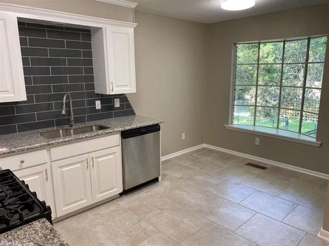 515 Pearl St, Benton, AR 72015 photo 13