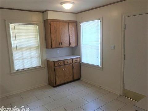 905 Pine Bluff Street St, Malvern, AR 72104 photo 9