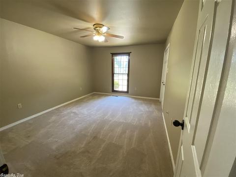442 Bernard, Conway, AR 72032 photo 11
