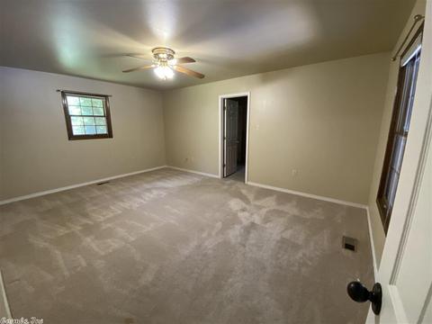 442 Bernard, Conway, AR 72032 photo 24