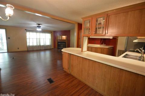 2325 Chivers St, Benton, AR 72019 photo 7