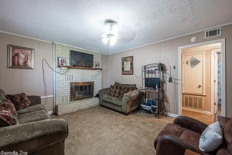 1203 Gum St, Conway, AR 72032 photo 2