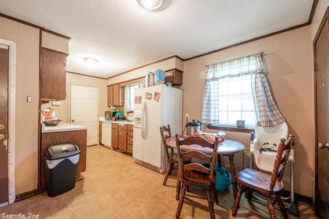 1203 Gum St, Conway, AR 72032 photo 4