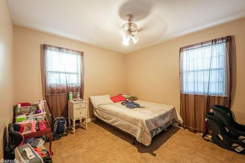 1203 Gum St, Conway, AR 72032 photo 12