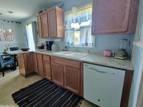 805 Spangle, Benton, AR 72015 photo 7