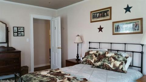 106 E Main St, Marshall, AR 72650 photo 28