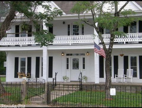106 E Main St, Marshall, AR 72650 photo 1