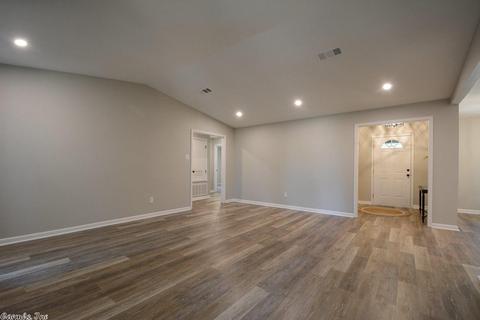 6610 Hidden Ln, Benton, AR 72019 photo 5