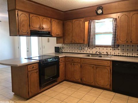 6208 Cardinal St, Pine Bluff, AR 71603 photo 8
