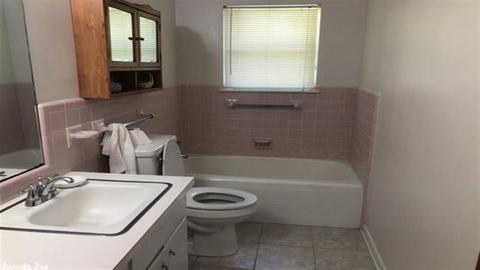 6509 Nevins Rd, Pine Bluff, AR 71603 photo 2