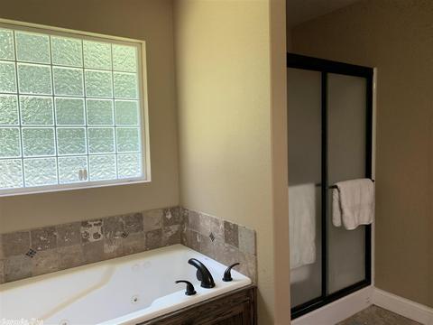 516 St Charles Ct, Haskell, AR 72015 photo 17