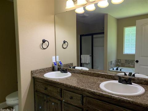 516 St Charles Ct, Haskell, AR 72015 photo 16