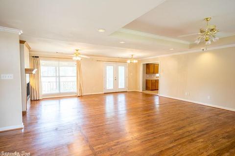 2022 E Lakeview Dr, Benton, AR 72015 photo 4