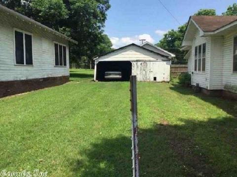 503 S 3rd St, Paris, AR 72855 photo 5