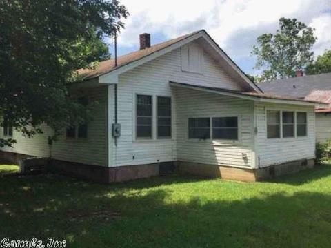 503 S 3rd St, Paris, AR 72855 photo 3
