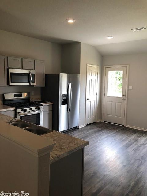 7058 Woodsgate Cv, Alexander, AR 72002 photo 3