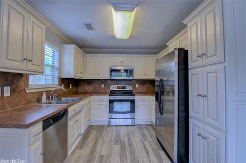 1609 Cajun Cv, Cabot, AR 72023 photo 14
