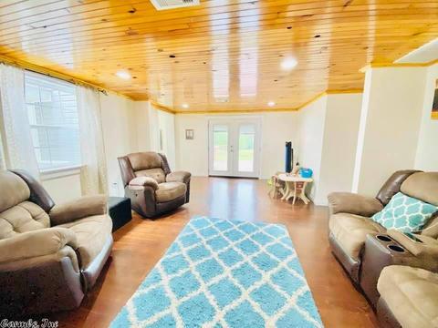 1212 Maple Dr, Mountain View, AR 72560 photo 5