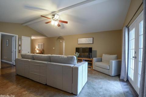 212 Iris St, Haskell, AR 72015 photo 7