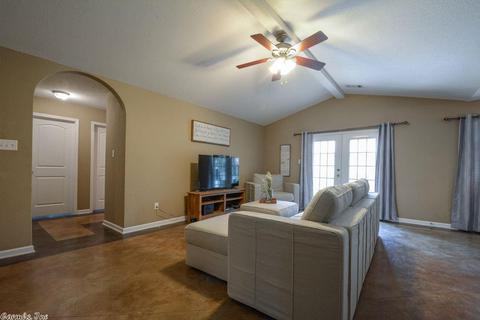 212 Iris St, Haskell, AR 72015 photo 5