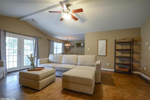 212 Iris St, Haskell, AR 72015 photo 9