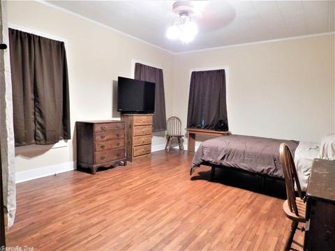 308 N West St, Morrilton, AR 72110 photo 10