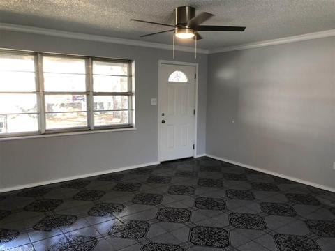 202 S Thirteenth St, De Queen, AR 71832 photo 5
