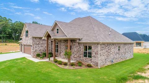 1720 Lainey Dr, Conway, AR 72034 photo 1