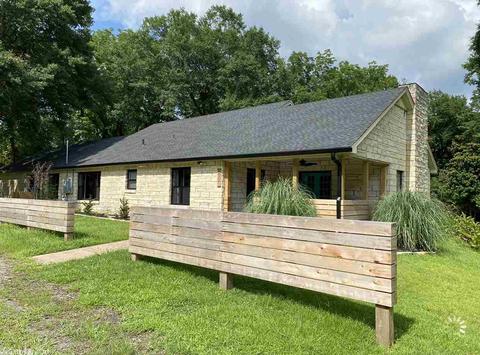 3901 S Linden St, Pine Bluff, AR 71603 photo 2