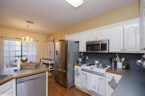 135 Grapevine Dr, Conway, AR 72034 photo 3