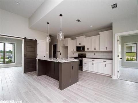 5008 Marion Cv, Benton, AR 72019 photo 3