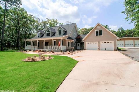 6702 Village Dr, Pine Bluff, AR 71603 photo 1