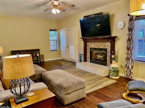 1104 Arbor Cove Cv, Benton, AR 72015 photo 3