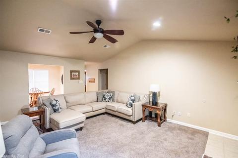 2720 Valley Forge Dr, Benton, AR 72015 photo 4