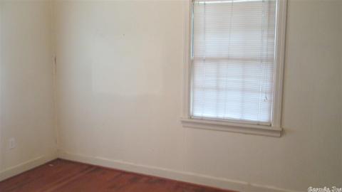 1107 E 1109 E Moore, Searcy, AR 72143 photo 14