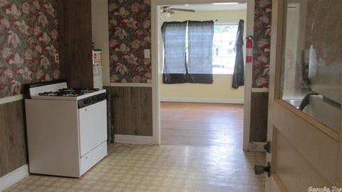 1107 E 1109 E Moore, Searcy, AR 72143 photo 8