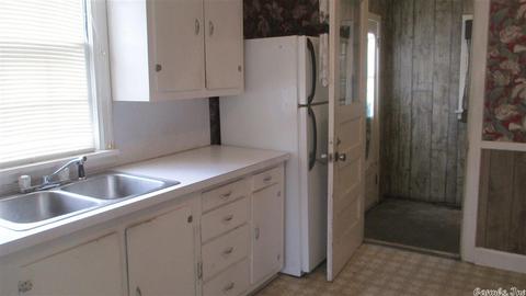 1107 E 1109 E Moore, Searcy, AR 72143 photo 7