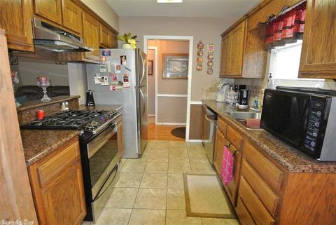 1920 Mayapple, Bryant, AR 72022 photo 9