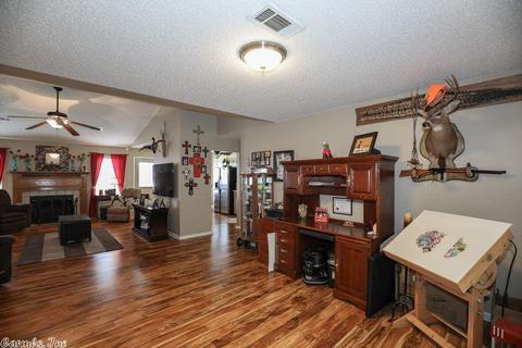 3002 Oakbrook, Benton, AR 72015 photo 9