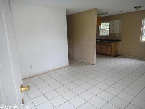 705 E Bayne Ave, Brinkley, AR 72021 photo 7