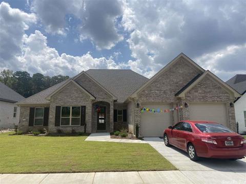 2415 Hurricane Gdn, Bryant, AR 72022 photo 1