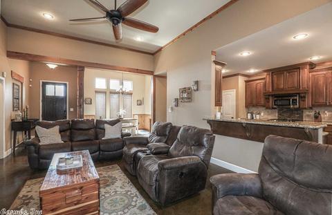 6206 Doreen Dr, Bryant, AR 72022 photo 2